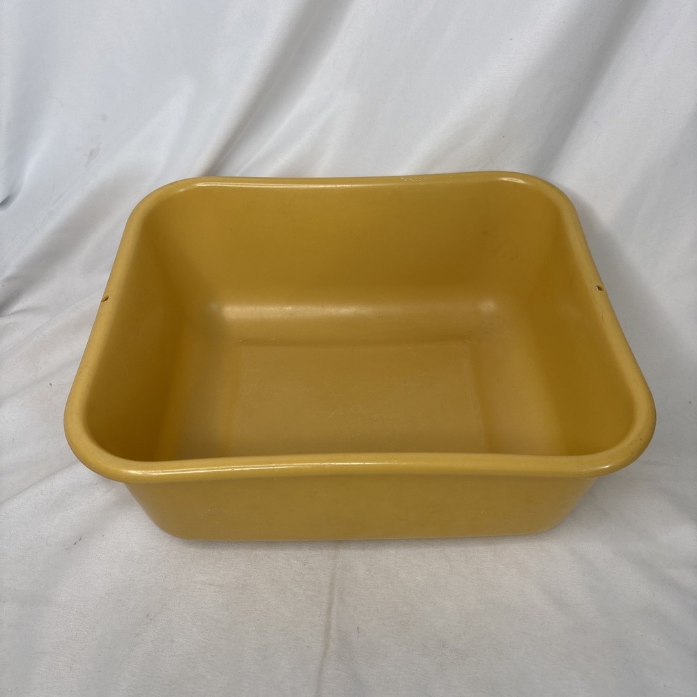 Vintage Rubbermaid Harvest Gold Plastic Dish Pan Basin 2951 USA 11.4 Qt
